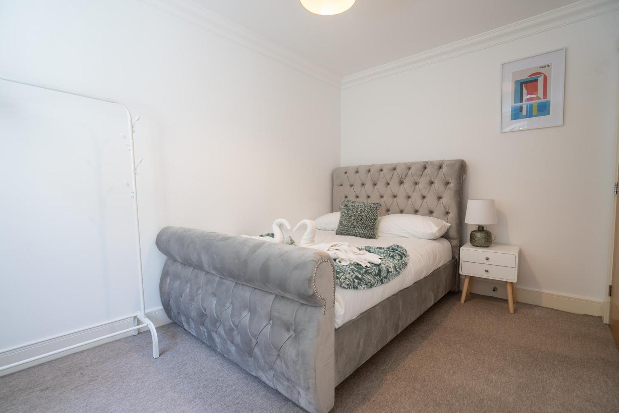Villa Emirates House, Luxe 5 Bed, With King Sized Beds, Next To Aiport & Nec, Jlr 5 Mins Marston Green Exterior foto