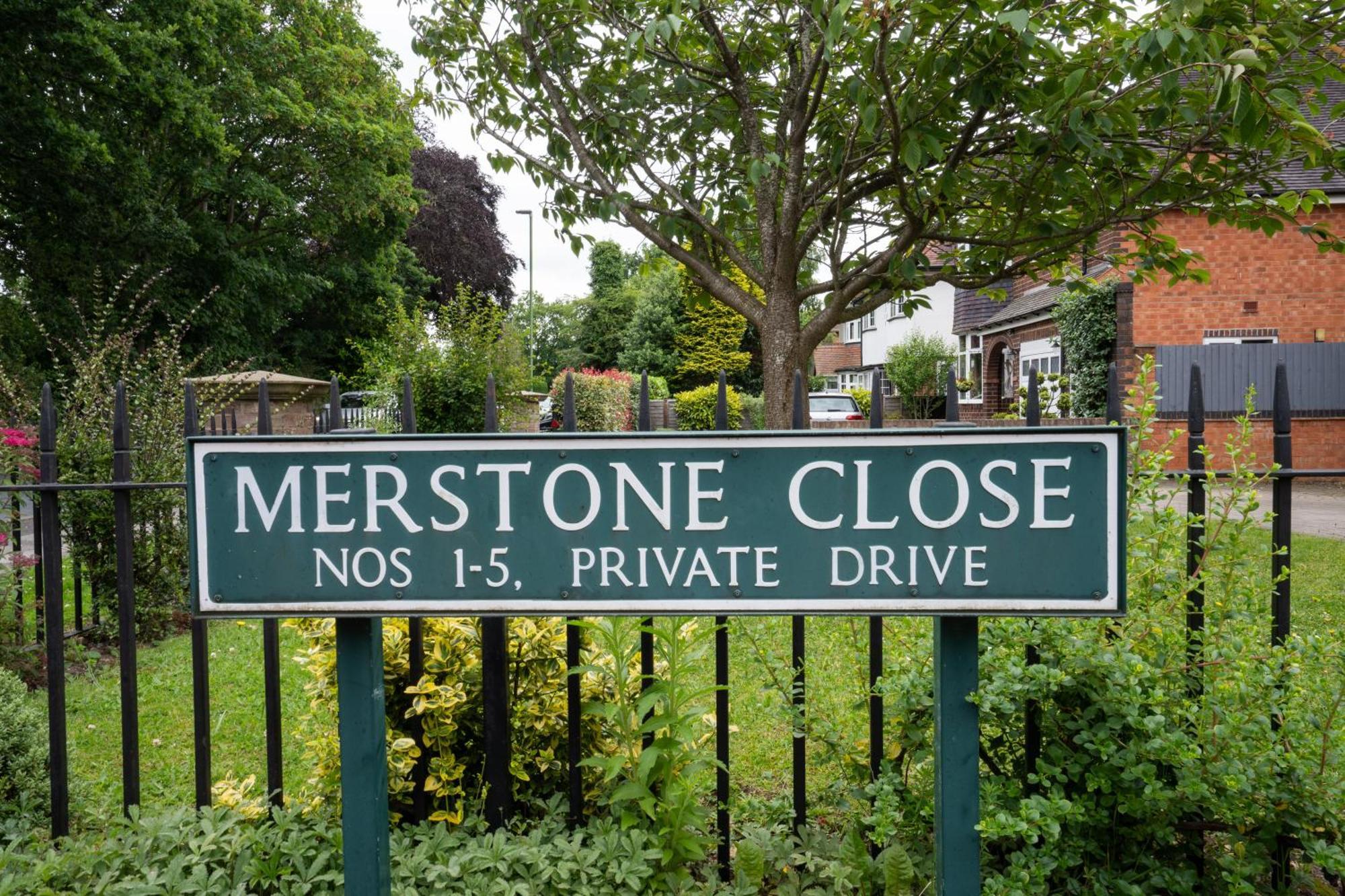 Villa Emirates House, Luxe 5 Bed, With King Sized Beds, Next To Aiport & Nec, Jlr 5 Mins Marston Green Exterior foto