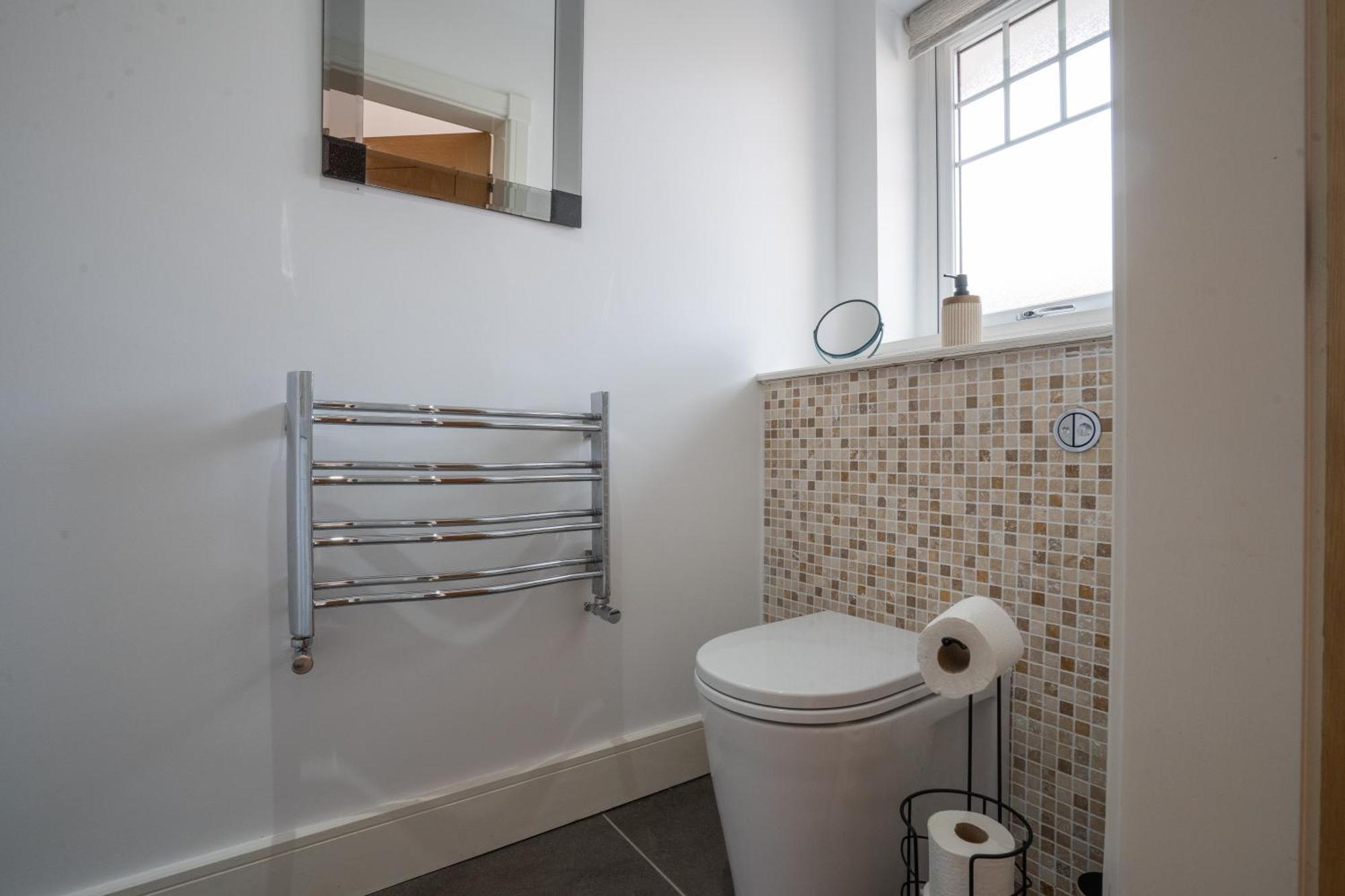 Villa Emirates House, Luxe 5 Bed, With King Sized Beds, Next To Aiport & Nec, Jlr 5 Mins Marston Green Exterior foto